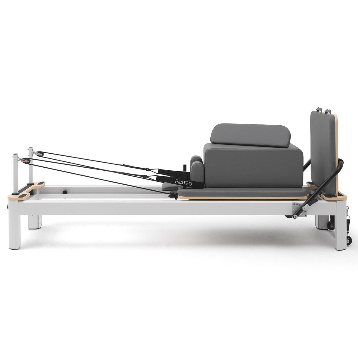 Pilates reformer aluminium gris bleuté, vue latérale avec sitting box