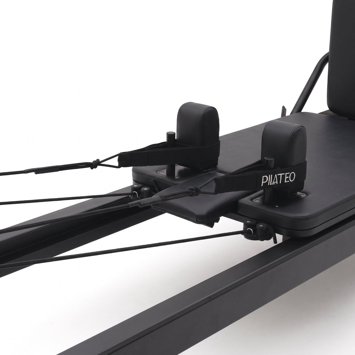 Pilates reformer aluminium total black, chariot avec appuie-épaules