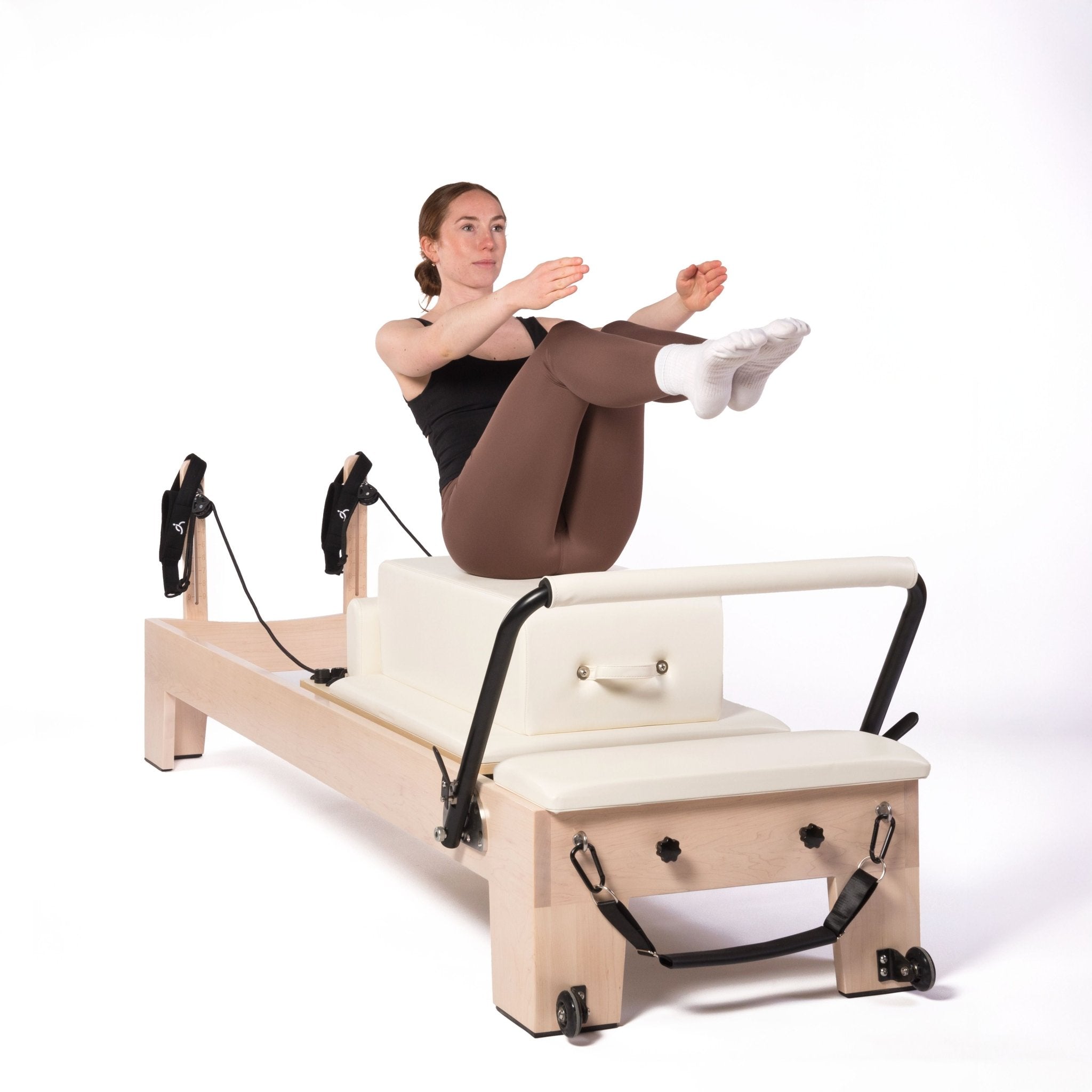 pilates reformer en érable beige