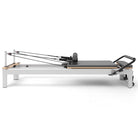 Pilates reformer aluminium gris bleuté, vue latérale
