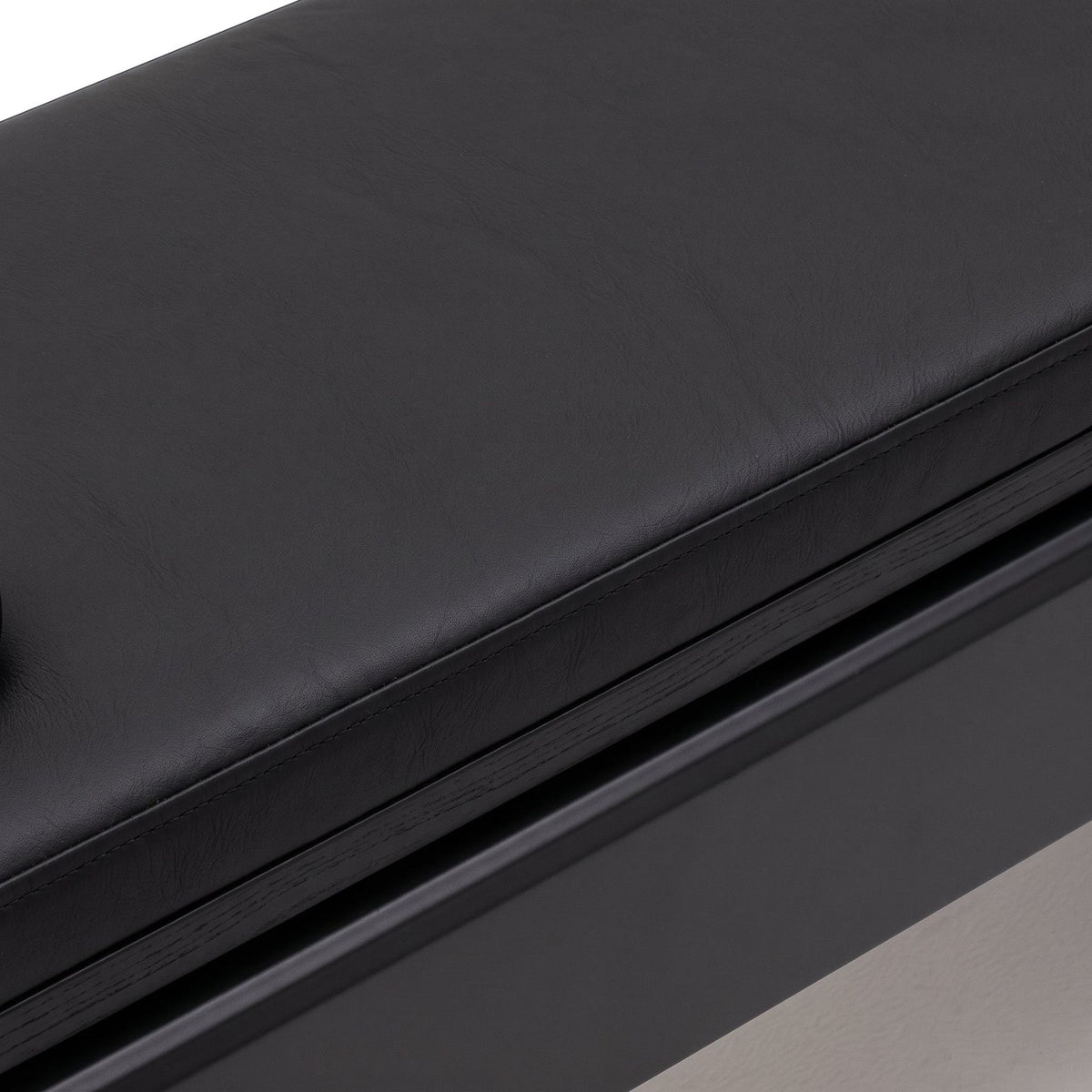 Pilates reformer aluminium total black, détail du revêtement
