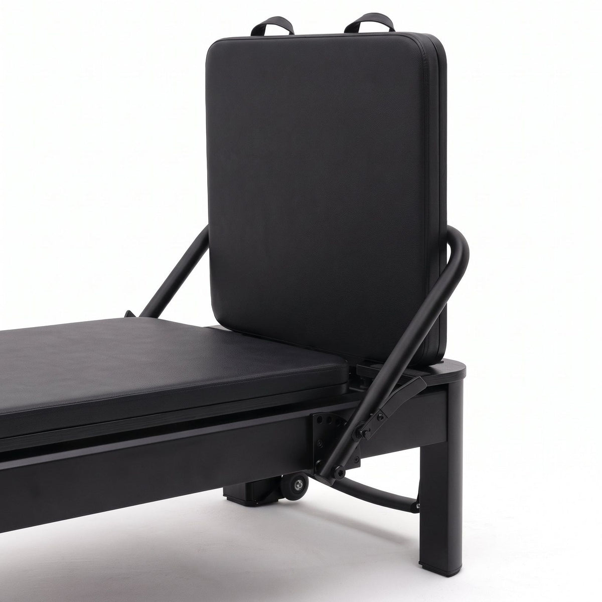 Pilates reformer aluminium total black, jumpboard